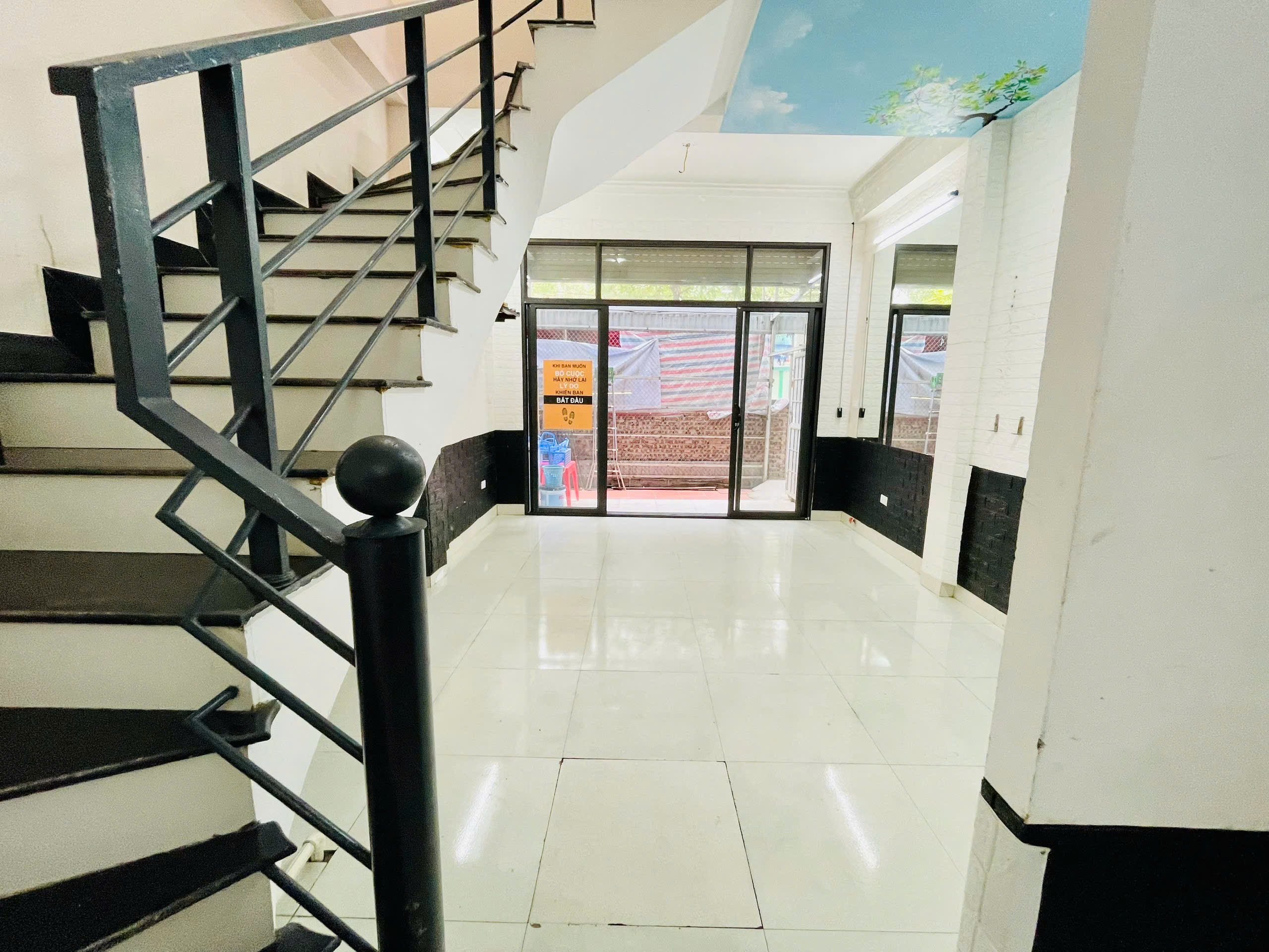 Cho thuê nguyên căn Tây Nam Linh Đàm, 4 tầng x 40m2, 4 ngủ, KD online, C.ty 12 Triệu - Ảnh chính